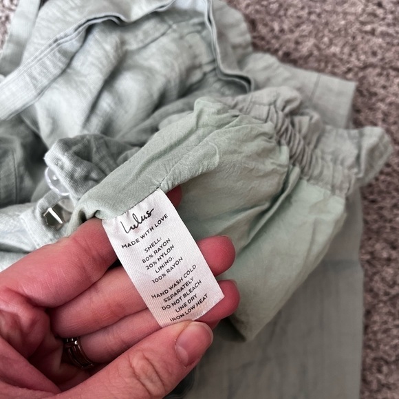 Weekend Date Dusty Sage Cropped Paperbag Waist Pants
Lulus - Picture 11 of 11